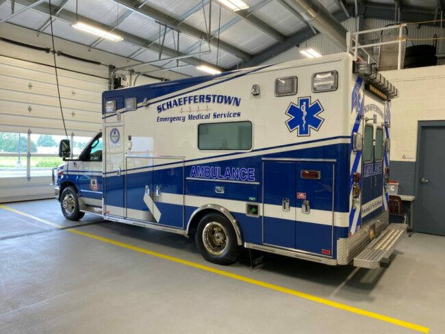 Ambulance Photo from lebtown.com